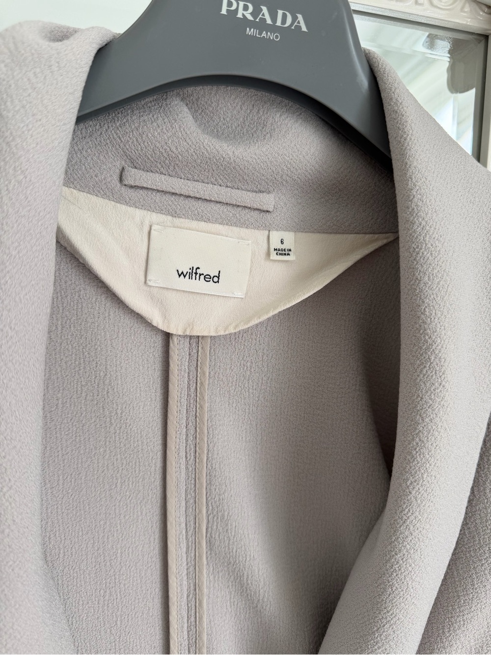 Wilfred Light Gray Crepe Blazer